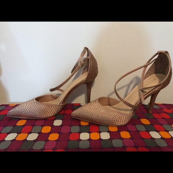 NEW! Le Chateau rhinestone heels ✨ - Picture 4 of 9